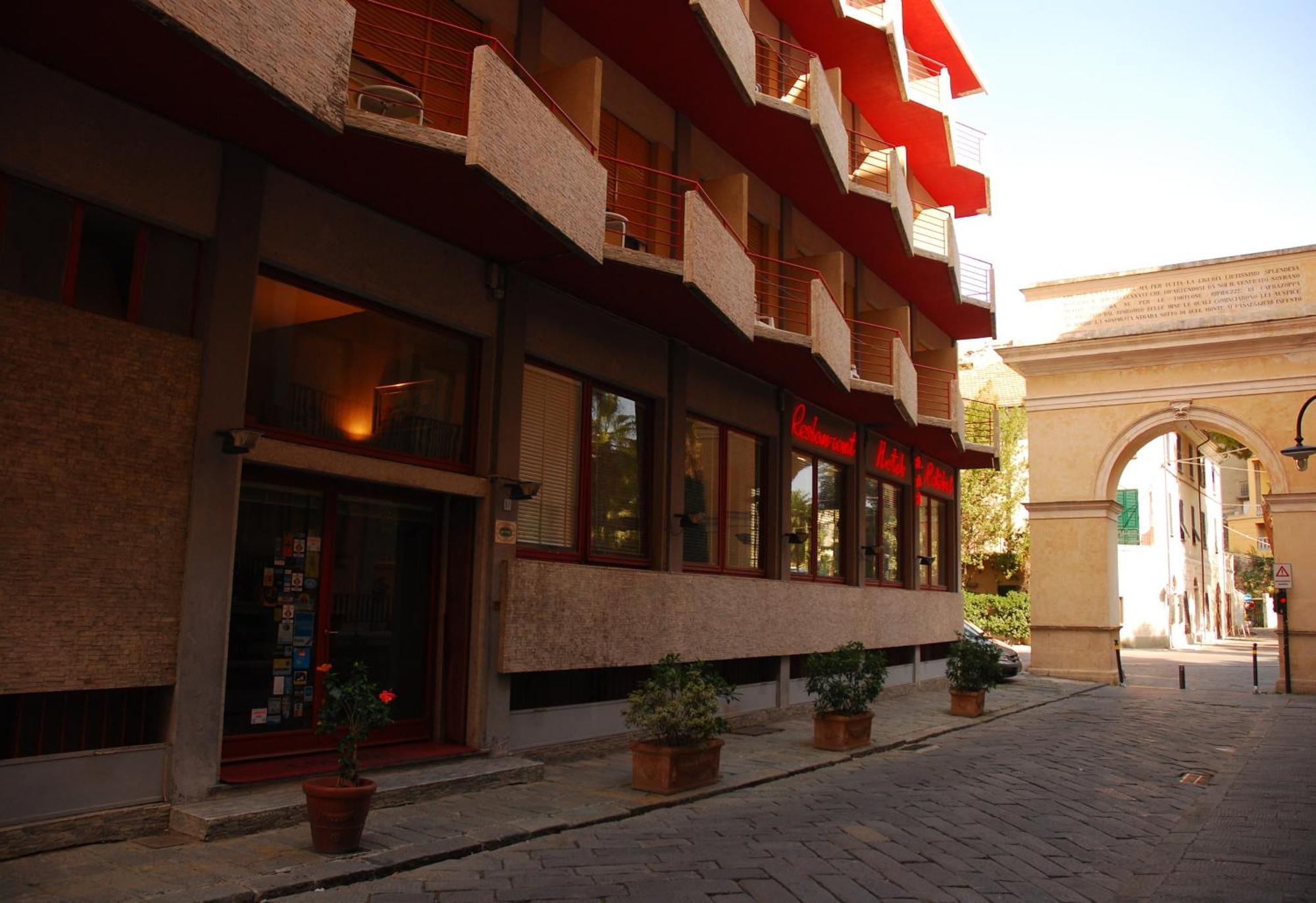 Hotel Colibrì Finale Ligure Esterno foto