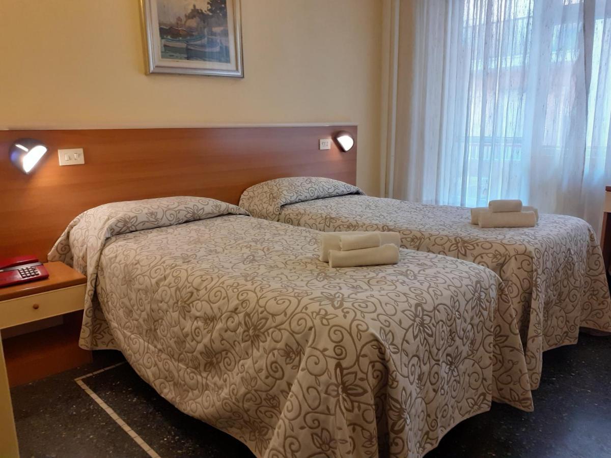 Hotel Colibrì Finale Ligure Esterno foto
