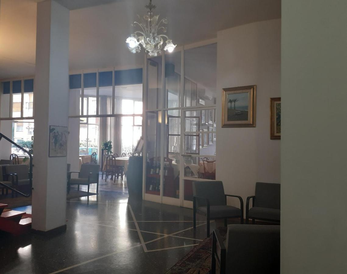 Hotel Colibrì Finale Ligure Esterno foto
